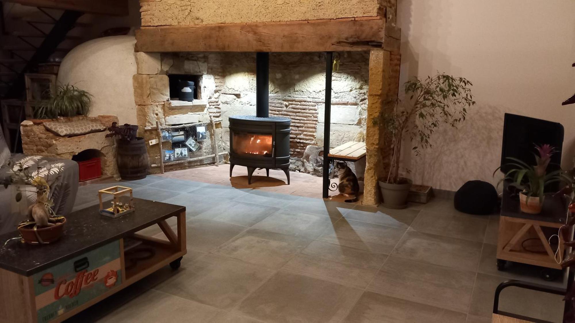 Gite A La Ferme Bassillon-Vauze Exterior photo